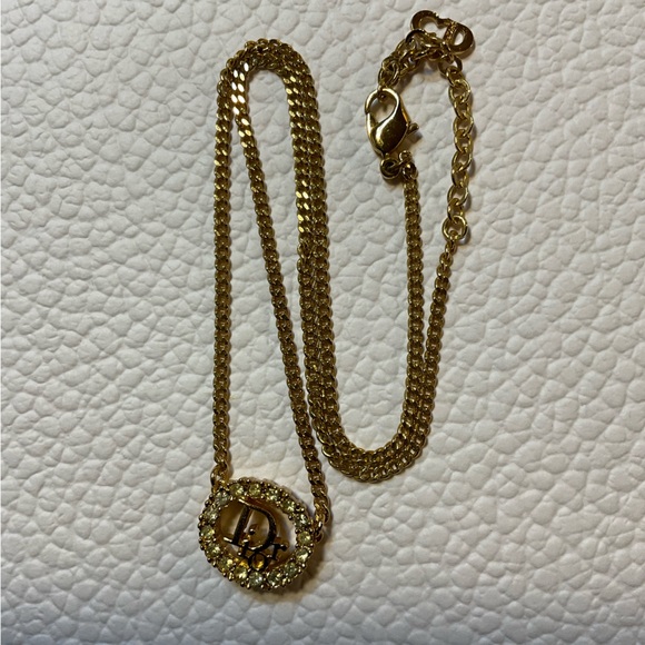 Christian Dior Gold Metal Dior Oval Logo Rhinestones Necklace 15"-17" - Picture 8 of 10